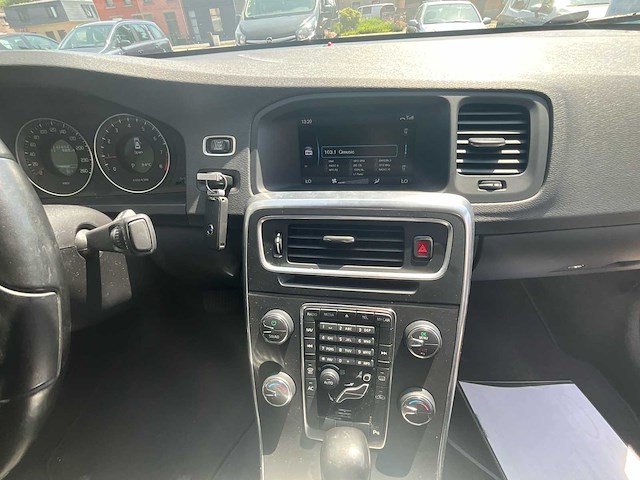 2011 volvo s60 1.6 t4 kinetic - afbeelding 3 van  36