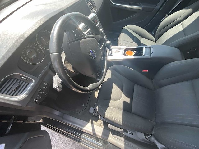2011 volvo s60 1.6 t4 kinetic - afbeelding 17 van  36