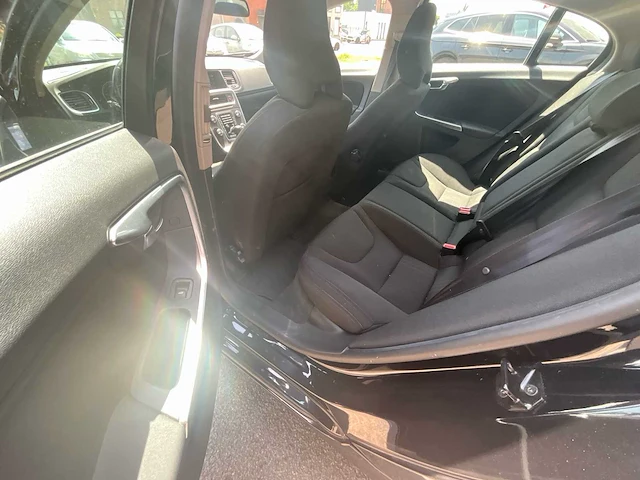 2011 volvo s60 1.6 t4 kinetic - afbeelding 15 van  36