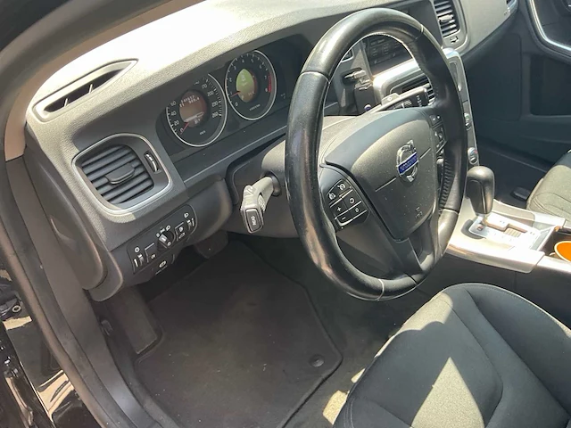 2011 volvo s60 1.6 t4 kinetic - afbeelding 26 van  36