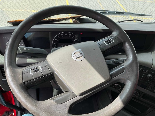 2011 volvo tr4x2 fh trekker (74113-830) - afbeelding 3 van  9