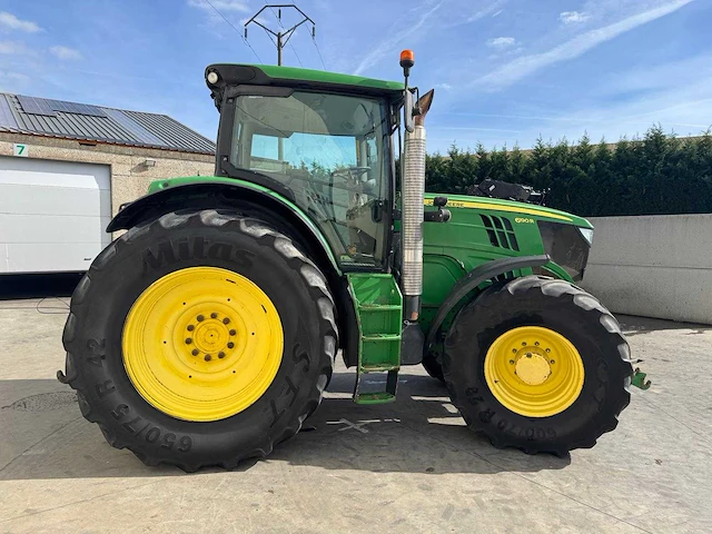 2012 - john deere - 6190r - 4-wheel drive tractor - afbeelding 12 van  17