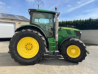 2012 - john deere - 6190r - 4-wheel drive tractor - afbeelding 12 van  17