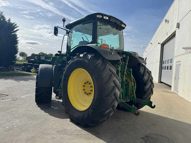 2012 - john deere - 6190r - 4-wheel drive tractor - afbeelding 15 van  17