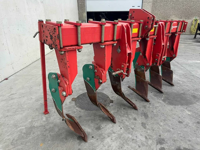 2012 - kverneland - cli - subsoiler - afbeelding 3 van  9