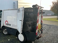 2012 aebi mfh2500 straatveegmachine - afbeelding 25 van  57