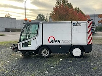 2012 aebi mfh2500 straatveegmachine - afbeelding 21 van  57