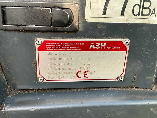 2012 aebi mfh2500 straatveegmachine - afbeelding 38 van  57