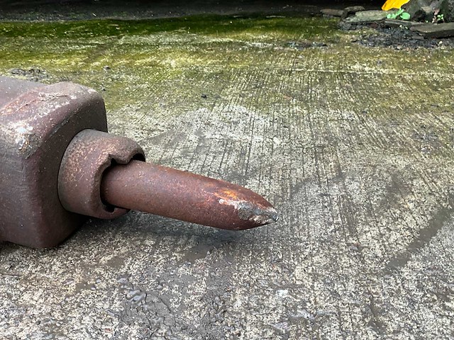 2012 atlas copco km 155 breekhamer - afbeelding 3 van  6