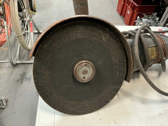 2012 bosch gws 24-230lvi haakse slijpmachine - afbeelding 3 van  5