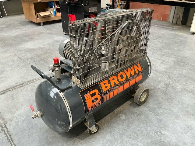 2012 brown cr 305 + s - afbeelding 3 van  14