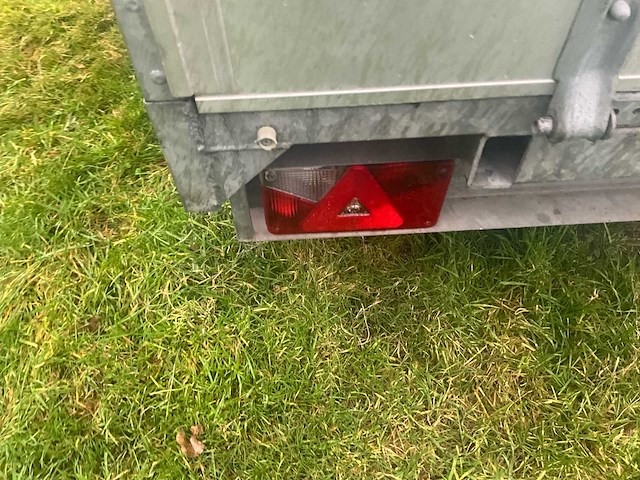 2012 bw trailers 02t - afbeelding 9 van  19