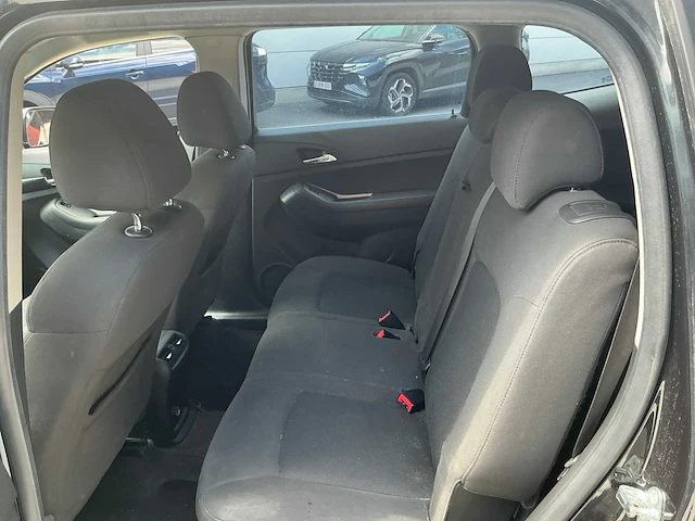 2012 chevrolet orlando stationwagen - afbeelding 25 van  48