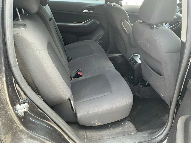 2012 chevrolet orlando stationwagen - afbeelding 41 van  48