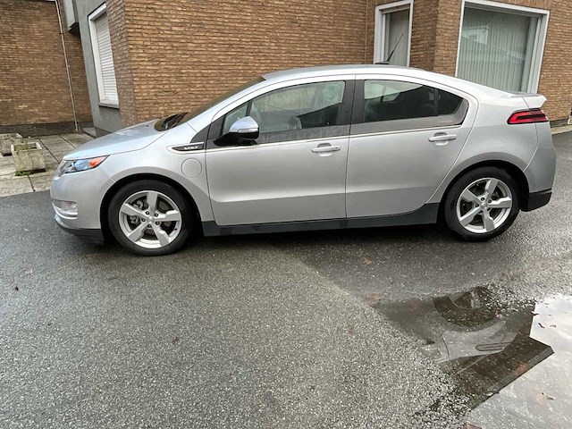 2012 chevrolet volt personenauto - afbeelding 12 van  23