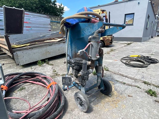 2012 comet cs80 mobiele sandblaster diverse banen - afbeelding 6 van  11