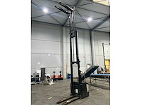 2012 crown 2300 series stapelaar - afbeelding 7 van  12