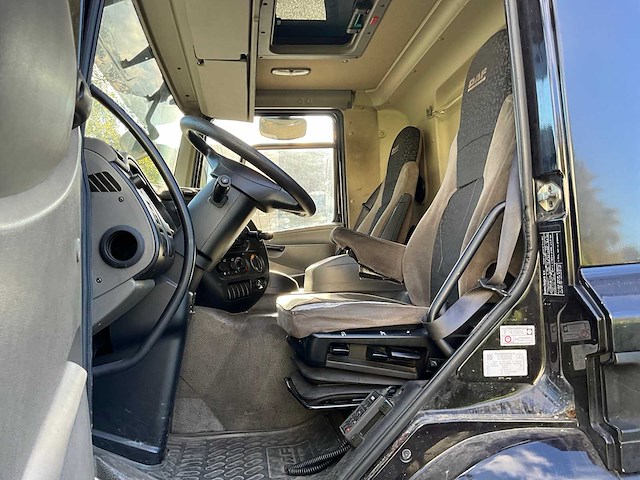 2012 daf cf 85 vrachtwagen - afbeelding 3 van  34