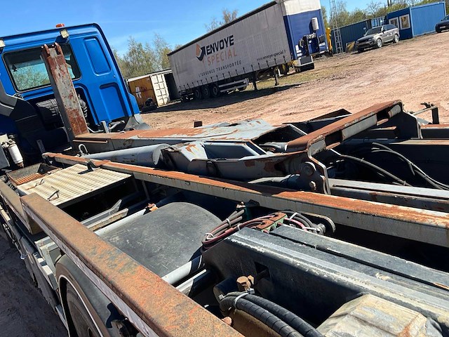 2012 daf cf vrachtwagen met containerhaaksysteem - afbeelding 34 van  35