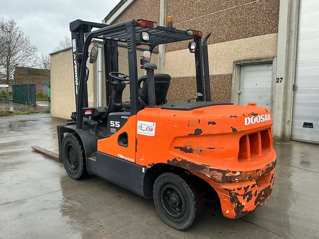 2012 doosan d55c vorkheftruck - afbeelding 11 van  16