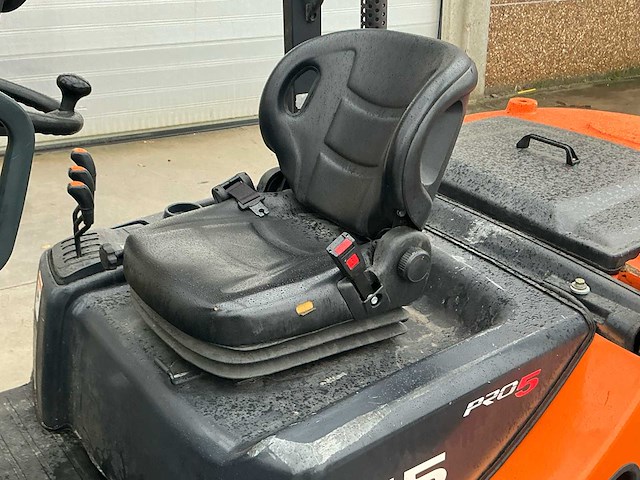 2012 doosan d55c vorkheftruck - afbeelding 15 van  16