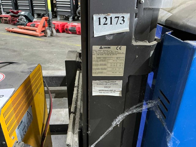 2012 elektrische palletwagen compleet met acculader armanni alfamatic, bouwjaar 2012 - afbeelding 6 van  11