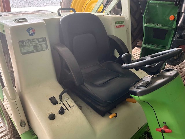 2012 etesia h124d utility tractor - afbeelding 20 van  22