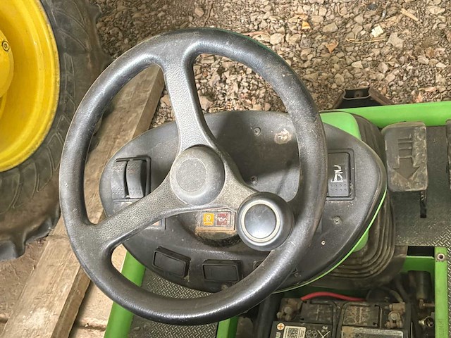 2012 etesia h124d utility tractor - afbeelding 8 van  22