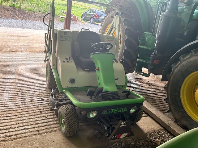 2012 etesia h124d utility tractor - afbeelding 12 van  22