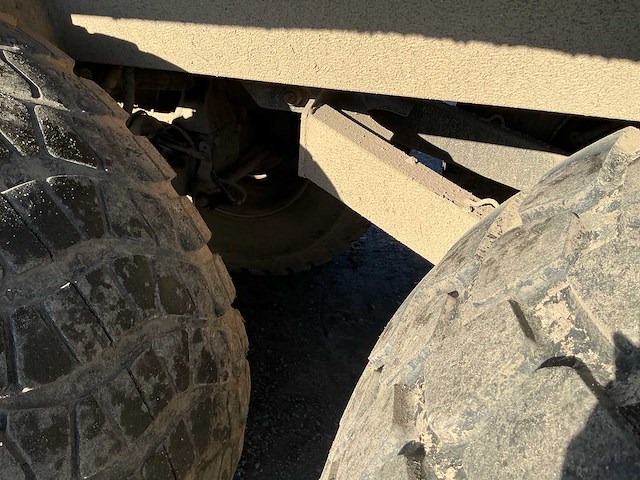 2012 fendt 828 vario+ gronddumper k34 dezeure - afbeelding 11 van  68