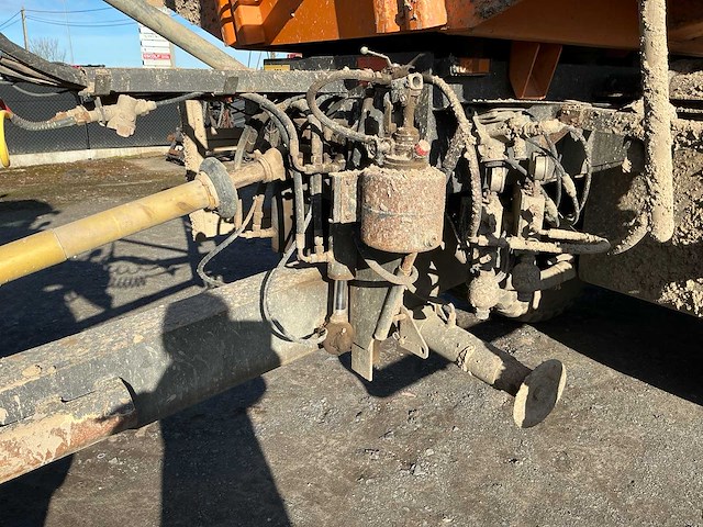 2012 fendt 828 vario+ gronddumper k34 dezeure - afbeelding 15 van  68