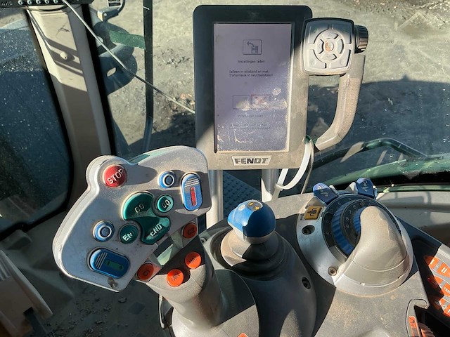 2012 fendt 828 vario+ gronddumper k34 dezeure - afbeelding 52 van  68