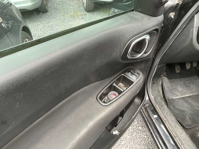 2012 fiat 500l personenauto - afbeelding 10 van  27