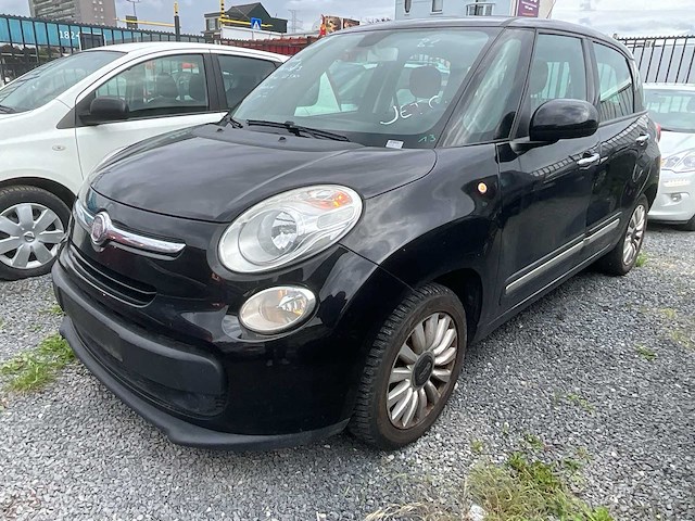 2012 fiat 500l personenauto - afbeelding 1 van  27