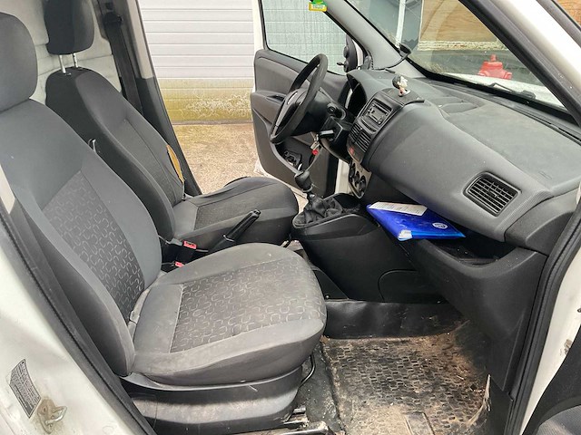 2012 fiat doblo bedrijfswagen - afbeelding 19 van  46