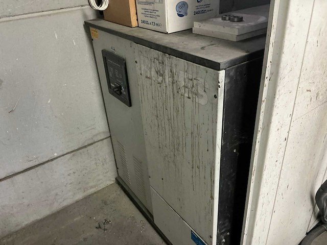 2012 garmat master verfspuitcabine - afbeelding 8 van  24