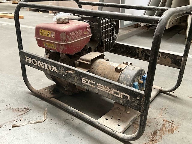 2012 honda ec3600f stroomgenerator - afbeelding 9 van  9
