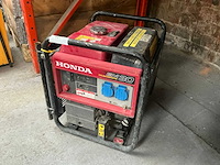 2012 honda em30 stroomgenerator te herstellen - afbeelding 1 van  5