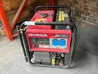 2012 honda em30 stroomgenerator te herstellen - afbeelding 2 van  5