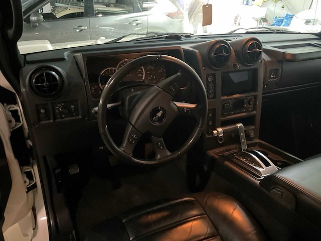 2012 hummer h2 - afbeelding 17 van  38