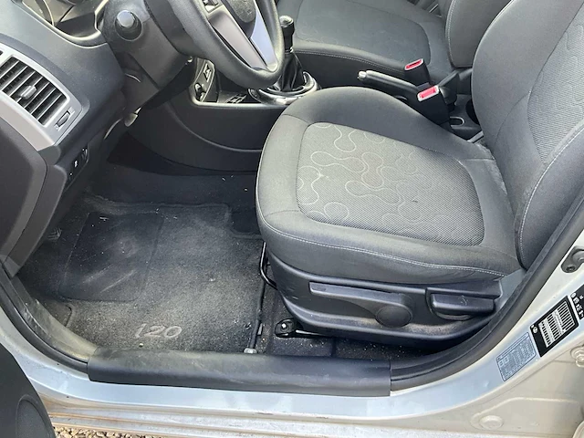2012 hyundai i20 - afbeelding 10 van  45