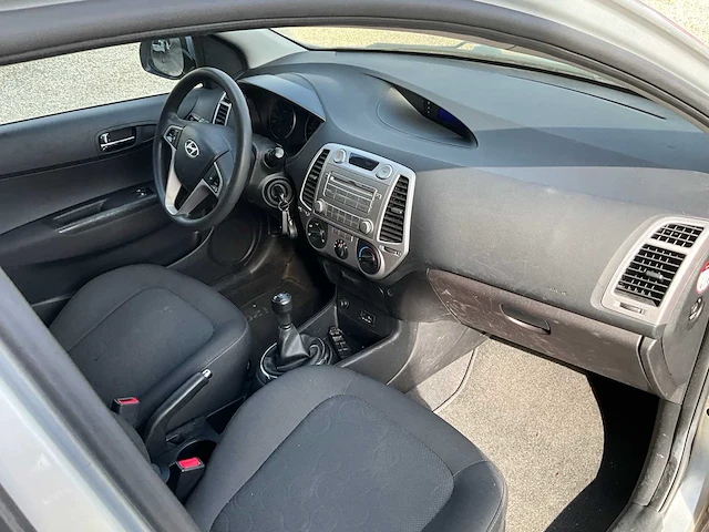 2012 hyundai i20 - afbeelding 31 van  45