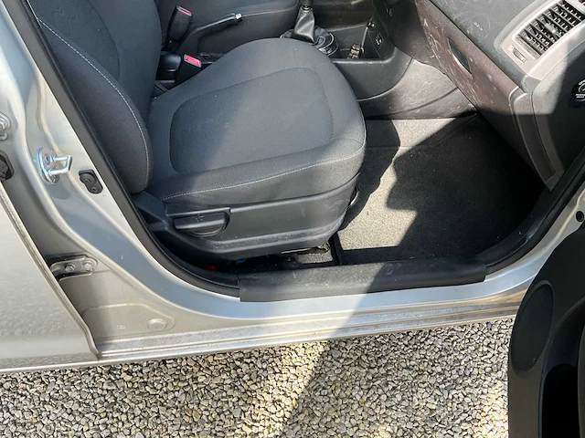 2012 hyundai i20 - afbeelding 33 van  45