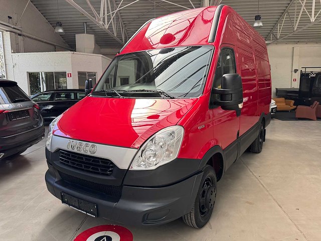 2012 iveco daily 40c15 - afbeelding 1 van  10