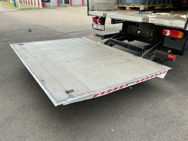 2012 iveco eurocargo met volloedig pur installatie. vrachtwagen - afbeelding 15 van  37