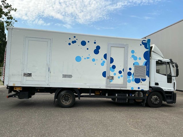 2012 iveco eurocargo met volloedig pur installatie. vrachtwagen - afbeelding 34 van  37