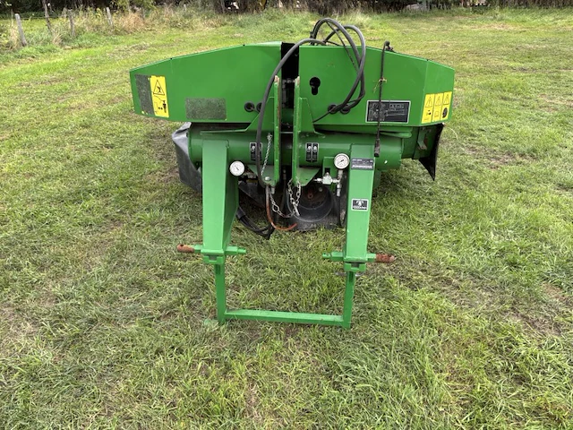2012 john deere 331 schijvenmaaier met kneuzer - afbeelding 2 van  19