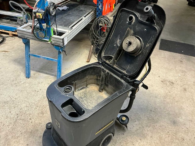2012 kärcher professional bd 40/25 c vloerreiniger - afbeelding 2 van  10