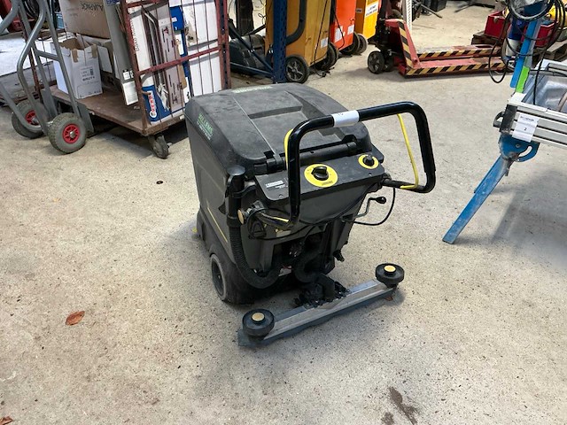 2012 kärcher professional bd 40/25 c vloerreiniger - afbeelding 4 van  10
