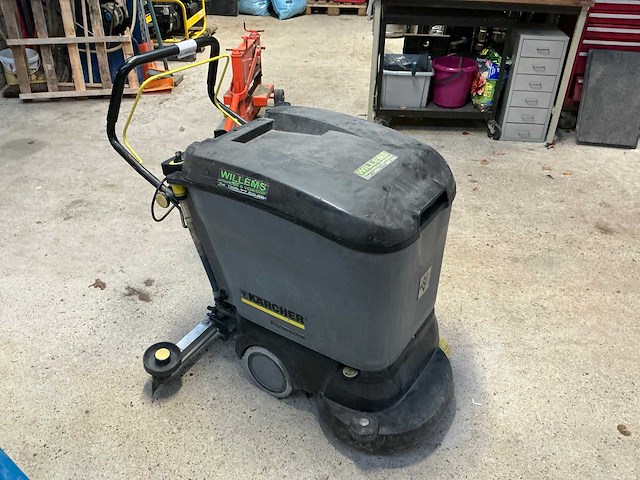 2012 kärcher professional bd 40/25 c vloerreiniger - afbeelding 7 van  10